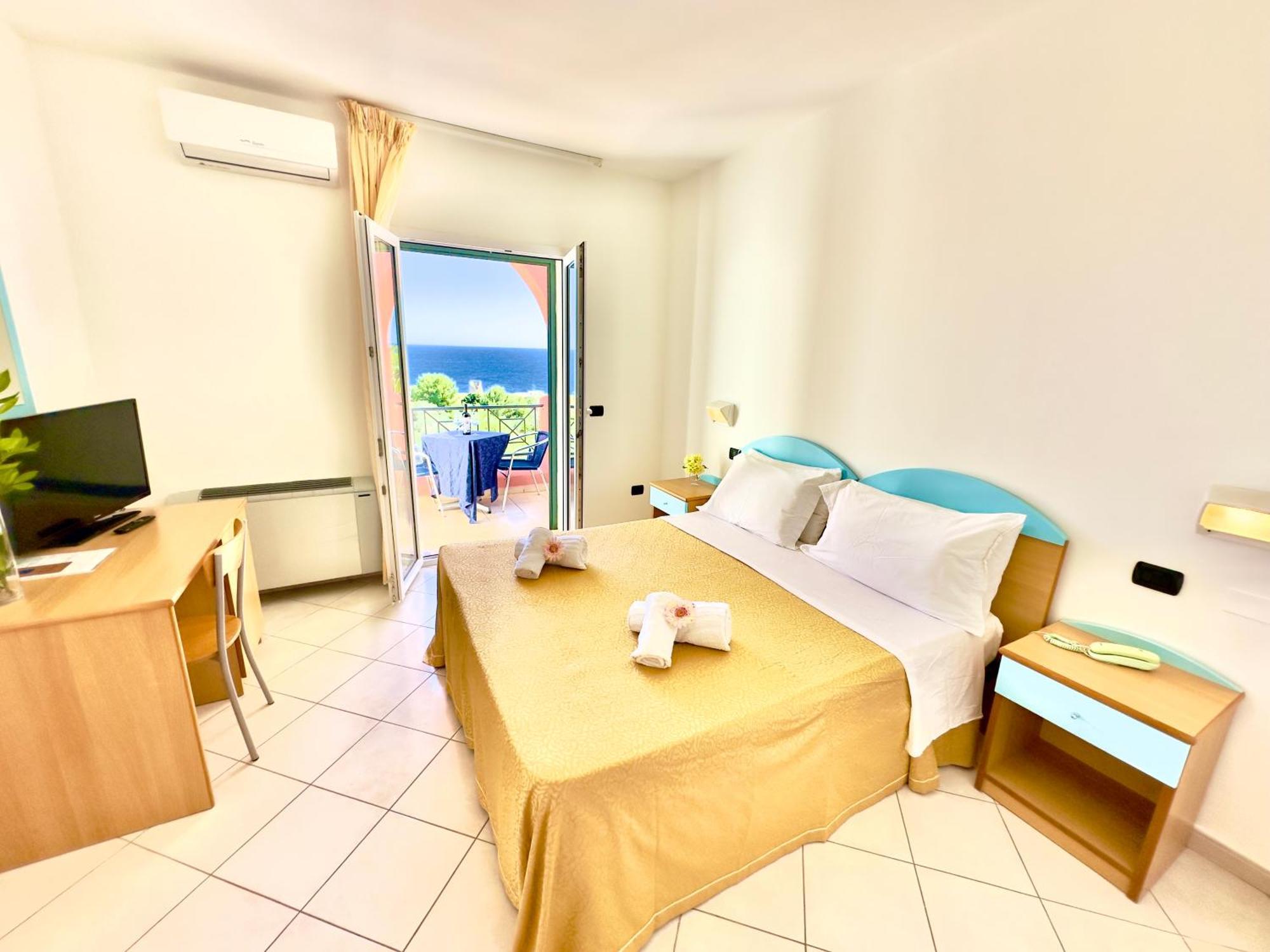 Hotel Alize Santa Cesarea Terme Exterior foto