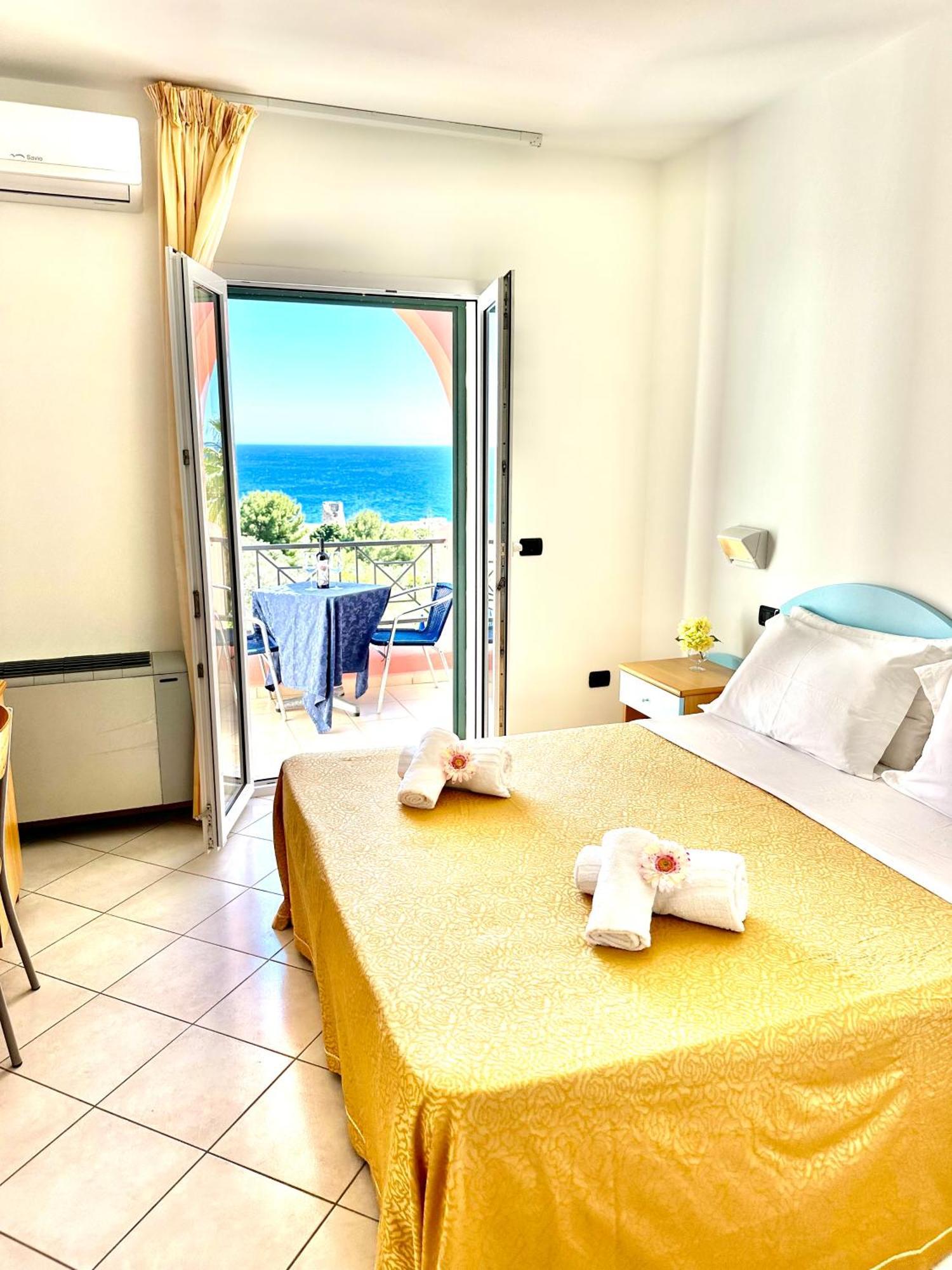 Hotel Alize Santa Cesarea Terme Exterior foto